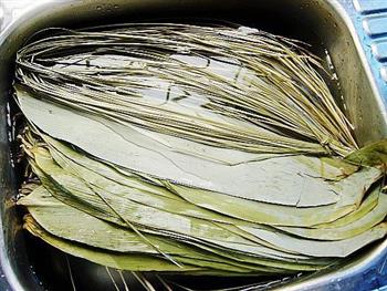 咸肉粽怎么做，咸肉粽怎么做好吃，咸肉粽做法