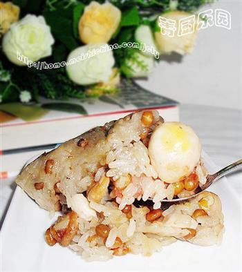 八宝鹌鹑蛋肉粽子怎么做，八宝鹌鹑蛋肉粽子怎么做好吃，八宝鹌鹑蛋肉粽子做法