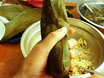咖喱牛肉玉米粽怎么做，咖喱牛肉玉米粽怎么做好吃，咖喱牛肉玉米粽做法