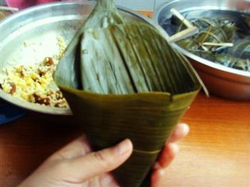 咖喱牛肉玉米粽怎么做，咖喱牛肉玉米粽怎么做好吃，咖喱牛肉玉米粽做法