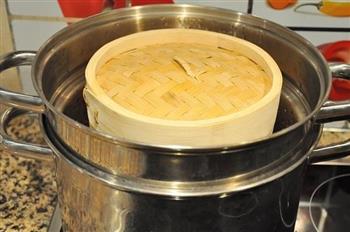 荷叶栗子肉粽怎么做，荷叶栗子肉粽怎么做好吃，荷叶栗子肉粽做法