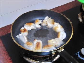 苋菜鸡蛋馅素煎饺怎么做，苋菜鸡蛋馅素煎饺怎么做好吃，苋菜鸡蛋馅素煎饺做法