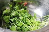 小土豆咸菜怎么做，小土豆咸菜怎么做好吃，小土豆咸菜做法