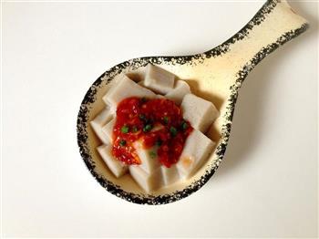 蒜蓉辣酱嫩豆腐怎么做，蒜蓉辣酱嫩豆腐怎么做好吃，蒜蓉辣酱嫩豆腐做法