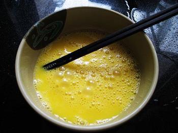艾叶煎蛋怎么做，艾叶煎蛋怎么做好吃，艾叶煎蛋做法