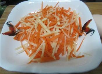 胡萝卜土豆鸡蛋煎饼怎么做，胡萝卜土豆鸡蛋煎饼怎么做好吃，胡萝卜土豆鸡蛋煎饼做法