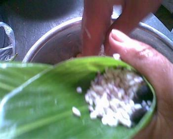 黑豆花生粽怎么做，黑豆花生粽怎么做好吃，黑豆花生粽做法