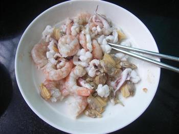芝士焗海鲜怎么做，芝士焗海鲜怎么做好吃，芝士焗海鲜做法