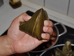鲜肉粽怎么做，鲜肉粽怎么做好吃，鲜肉粽做法