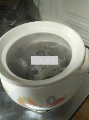 月母鸡汤怎么做，月母鸡汤怎么做好吃，月母鸡汤做法