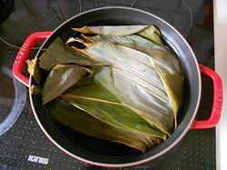 鲜肉粽怎么做，鲜肉粽怎么做好吃，鲜肉粽做法