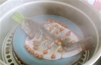 甘树子蒸鱼怎么做，甘树子蒸鱼怎么做好吃，甘树子蒸鱼做法