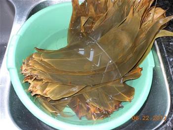广式花生蛋黄粽怎么做，广式花生蛋黄粽怎么做好吃，广式花生蛋黄粽做法