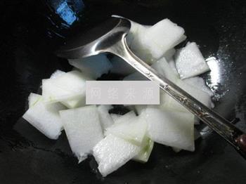 雪菜蚕豆冬瓜汤怎么做，雪菜蚕豆冬瓜汤怎么做好吃，雪菜蚕豆冬瓜汤做法