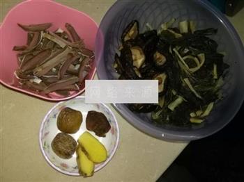 白菜干陈肾香菇汤怎么做，白菜干陈肾香菇汤怎么做好吃，白菜干陈肾香菇汤做法