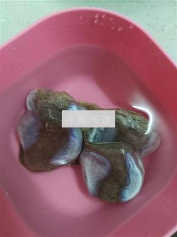 白菜干陈肾香菇汤怎么做，白菜干陈肾香菇汤怎么做好吃，白菜干陈肾香菇汤做法