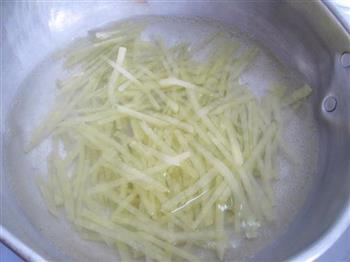 凉拌香辣土豆丝怎么做，凉拌香辣土豆丝怎么做好吃，凉拌香辣土豆丝做法