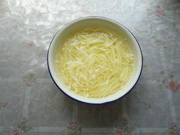 肉丝尖椒土豆饼怎么做，肉丝尖椒土豆饼怎么做好吃，肉丝尖椒土豆饼做法