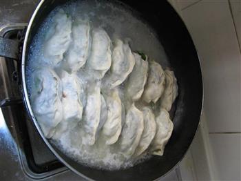 苋菜锅贴怎么做，苋菜锅贴怎么做好吃，苋菜锅贴做法