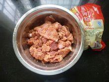 粽叶粉蒸肉怎么做，粽叶粉蒸肉怎么做好吃，粽叶粉蒸肉做法