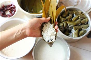 传统蜜枣粽怎么做,传统蜜枣粽怎么做好吃,传统蜜枣粽做法 传统蜜枣粽怎么做,传统蜜枣粽怎么做好吃,传统蜜枣粽做法