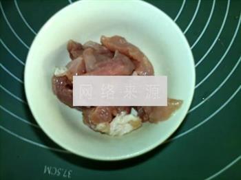 莲子瑶柱瘦肉汤怎么做，莲子瑶柱瘦肉汤怎么做好吃，莲子瑶柱瘦肉汤做法