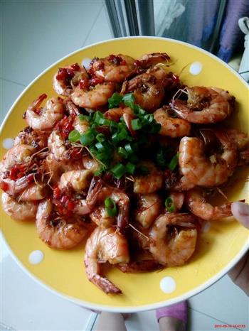 黄油蒜蓉虾怎么做，黄油蒜蓉虾怎么做好吃，黄油蒜蓉虾做法