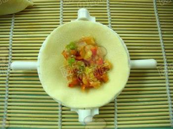 青椒玉米蒸饺怎么做，青椒玉米蒸饺怎么做好吃，青椒玉米蒸饺做法