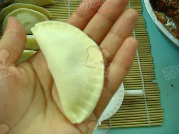 青椒玉米蒸饺怎么做，青椒玉米蒸饺怎么做好吃，青椒玉米蒸饺做法
