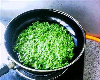 家常摊蛋饼怎么做，家常摊蛋饼怎么做好吃，家常摊蛋饼做法