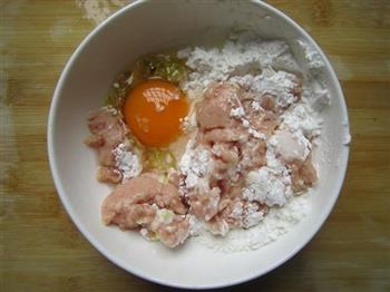 金丝肉丸怎么做，金丝肉丸怎么做好吃，金丝肉丸做法