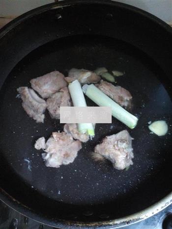 排骨玉米汤怎么做，排骨玉米汤怎么做好吃，排骨玉米汤做法