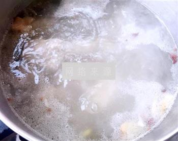 时蔬排骨汤怎么做，时蔬排骨汤怎么做好吃，时蔬排骨汤做法