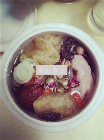 玫瑰竹荪鸽子汤怎么做，玫瑰竹荪鸽子汤怎么做好吃，玫瑰竹荪鸽子汤做法