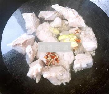 时蔬排骨汤怎么做，时蔬排骨汤怎么做好吃，时蔬排骨汤做法