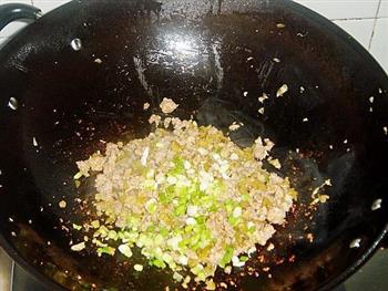 发面烙馅饼怎么做，发面烙馅饼怎么做好吃，发面烙馅饼做法