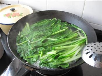 小白菜饺子怎么做，小白菜饺子怎么做好吃，小白菜饺子做法