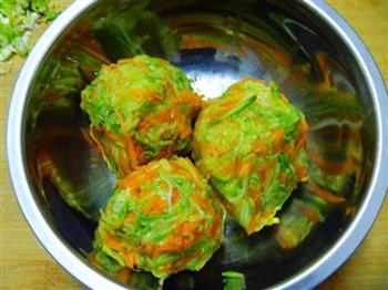 三丝蒸饺怎么做，三丝蒸饺怎么做好吃，三丝蒸饺做法