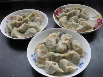 小白菜饺子怎么做，小白菜饺子怎么做好吃，小白菜饺子做法