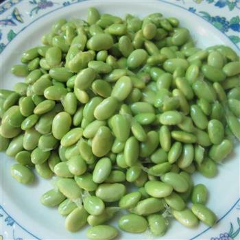 椒盐青豆怎么做，椒盐青豆怎么做好吃，椒盐青豆做法