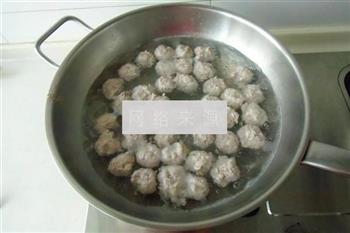 肉丸冬瓜粉丝汤怎么做，肉丸冬瓜粉丝汤怎么做好吃，肉丸冬瓜粉丝汤做法