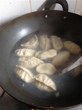 西葫芦鸡蛋水饺怎么做，西葫芦鸡蛋水饺怎么做好吃，西葫芦鸡蛋水饺做法