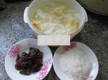 桂圆银耳怎么做，桂圆银耳怎么做好吃，桂圆银耳做法