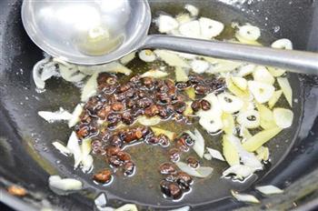 豉香红油面条鱼怎么做，豉香红油面条鱼怎么做好吃，豉香红油面条鱼做法