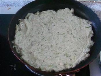 黄瓜丝面糊饼怎么做，黄瓜丝面糊饼怎么做好吃，黄瓜丝面糊饼做法
