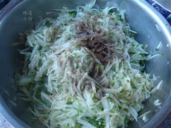 黄瓜丝面糊饼怎么做，黄瓜丝面糊饼怎么做好吃，黄瓜丝面糊饼做法