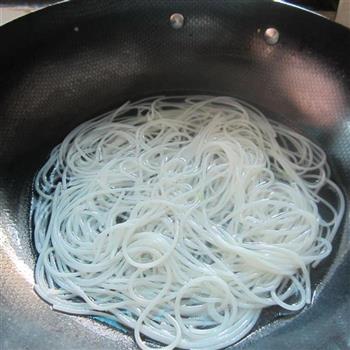 辣椒瘦肉粉怎么做，辣椒瘦肉粉怎么做好吃，辣椒瘦肉粉做法