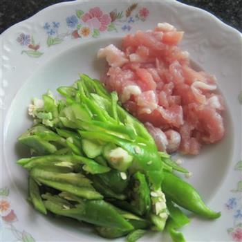 辣椒瘦肉粉怎么做，辣椒瘦肉粉怎么做好吃，辣椒瘦肉粉做法