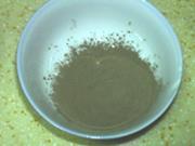牛奶黑凉粉怎么做，牛奶黑凉粉怎么做好吃，牛奶黑凉粉做法
