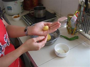 蛋香南瓜球怎么做，蛋香南瓜球怎么做好吃，蛋香南瓜球做法